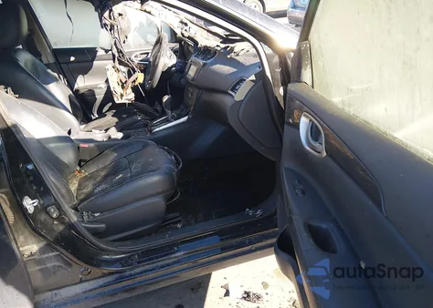 2016 Nissan Sentra Sl z USA, uszkodzony, nr VIN 3N1AB7AP5GY239100